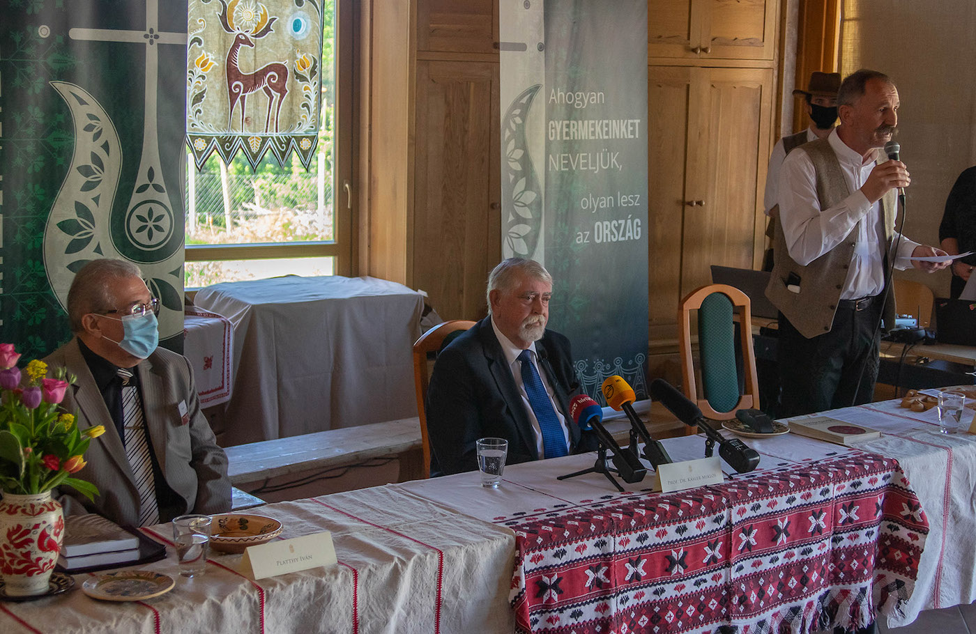 konferencia megnyitó